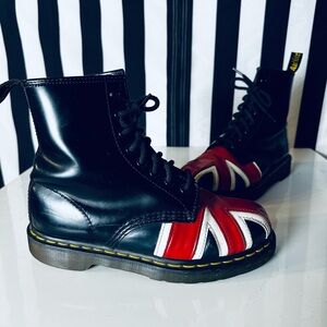 Dr. Martens British Union Jack 1460 Boots